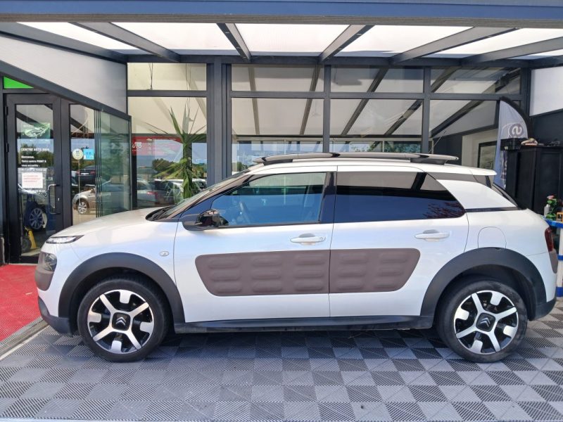 CITROEN C4 CACTUS 1.2i   110 CV  AIR BUMP  2015 