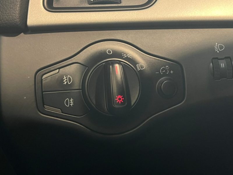 🚗 AUDI A4 AVANT 2.0 TDI 136ch ⚙️ S LINE 📷 Caméra de recul 📱 Bluetooth ❄️ Climatisation