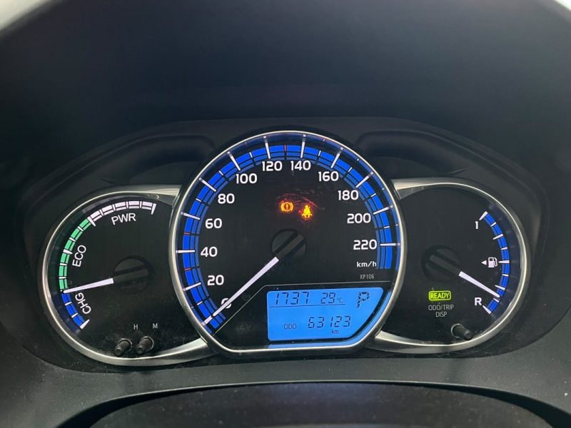 🚗 TOYOTA YARIS 1.5 HYBRID 101ch ⚙️ ❄️ Climatisation 📱 Bluetooth 📷 Caméra de recul