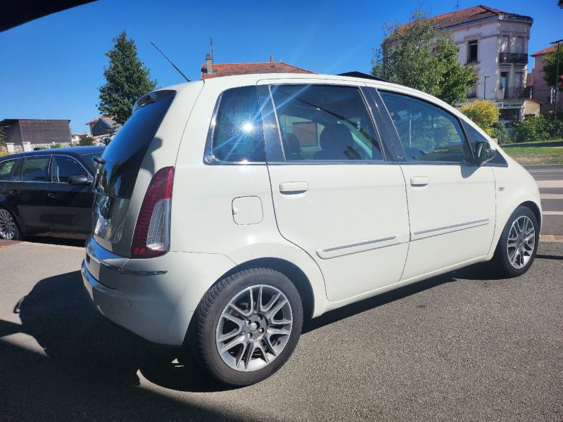 LANCIA MUSA 1.4 16V 95 ORO 