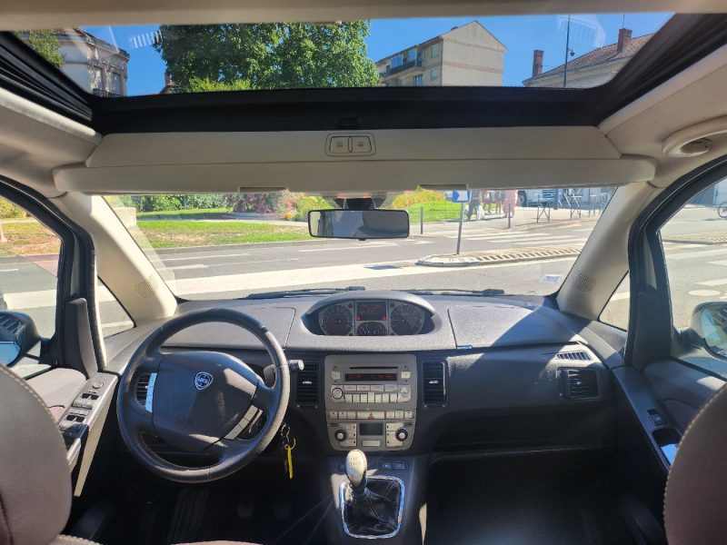 LANCIA MUSA 1.4 16V 95 ORO 