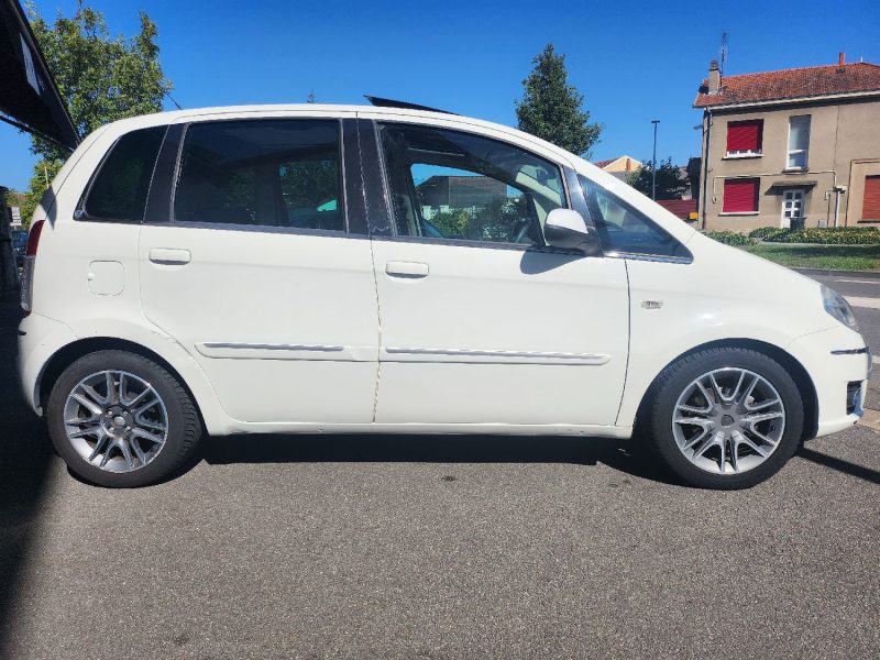 LANCIA MUSA 1.4 16V 95 ORO 