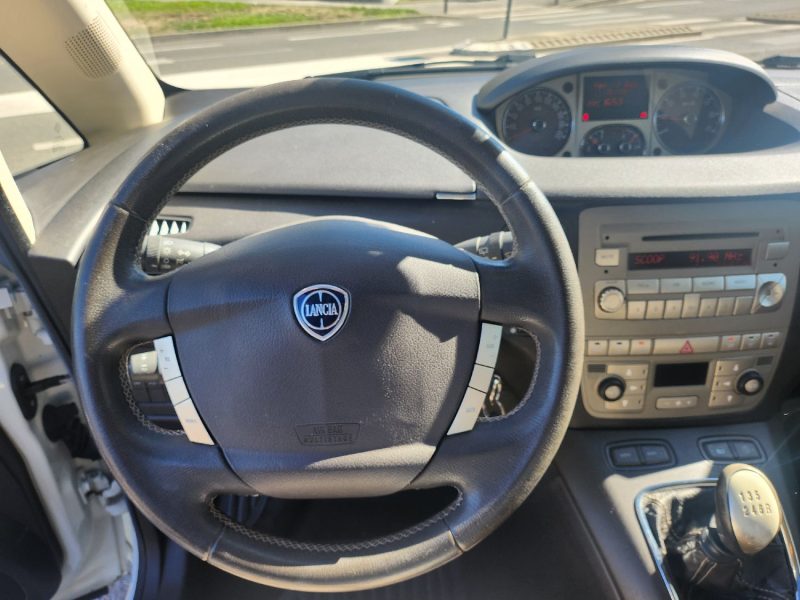 LANCIA MUSA 1.4 16V 95 ORO 