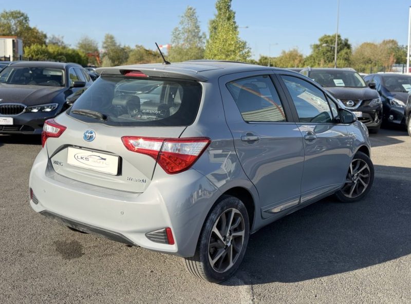 TOYOTA YARIS III 1.5 HYBRID 100h COLLECTION