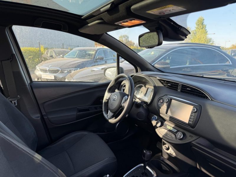 TOYOTA YARIS III 1.5 HYBRID 100h COLLECTION