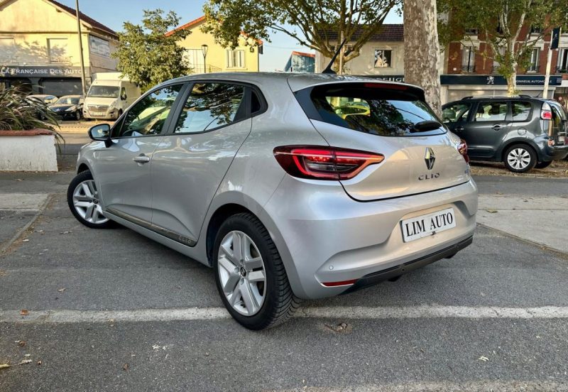 RENAULT CLIO V 1.6 E-Tech 140 ZEN