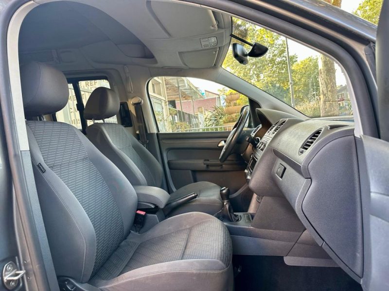 VOLKSWAGEN CADDY MAXI 1.6 TDI 102 TRENDLINE 7 Places