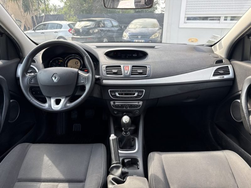 RENAULT MEGANEIII 1.9 DCI 130 EXPRESSION