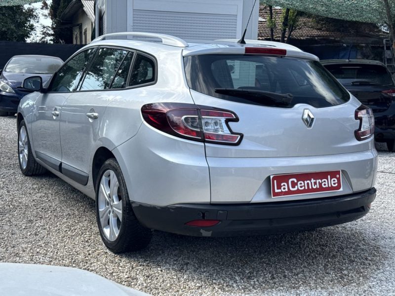 RENAULT MEGANEIII 1.9 DCI 130 EXPRESSION
