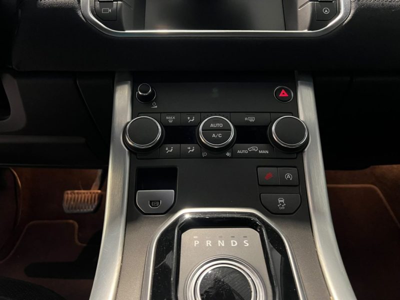 LAND ROVER - RANGE ROVER EVOQUE - 2.0 D - 4X4 - SE DYNAMIC - 180CV - 2017 - Attelage - BVA 