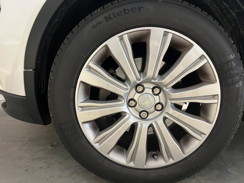LAND ROVER - RANGE ROVER EVOQUE - 2.0 D - 4X4 - SE DYNAMIC - 180CV - 2017 - Attelage - BVA 