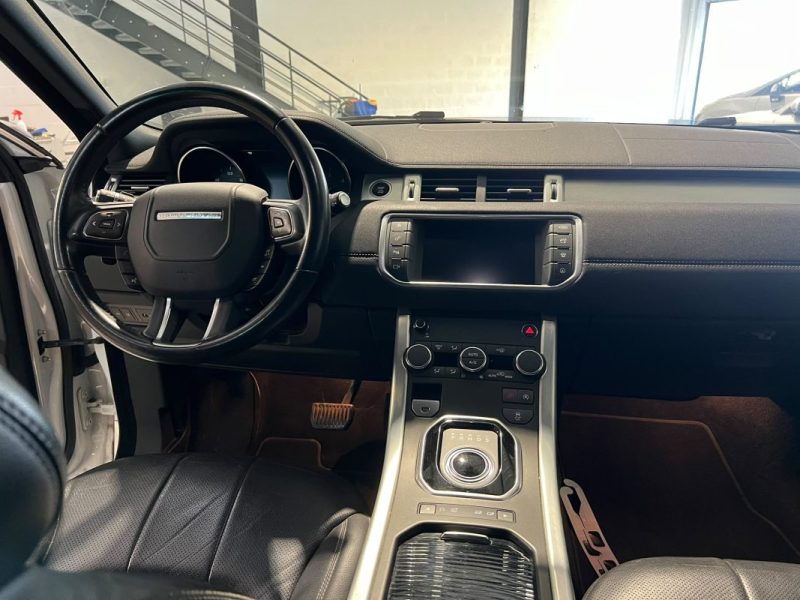 LAND ROVER - RANGE ROVER EVOQUE - 2.0 D - 4X4 - SE DYNAMIC - 180CV - 2017 - Attelage - BVA 