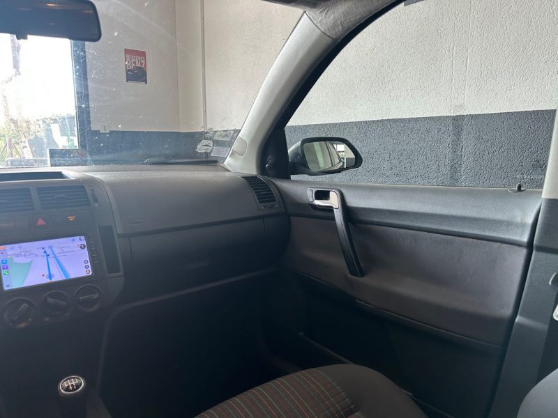 VOLKSWAGEN POLO 1.2 60 BVM5 