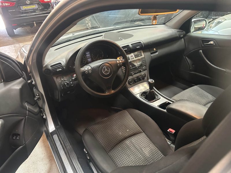 MERCEDES-BENZ CLASSE C220 CDI COUPE CLASSIC 2006