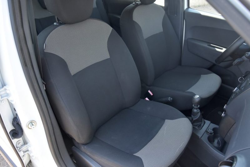 DACIA LODGY 1.3 TCE 100 ESSENTIEL 7PL 2019