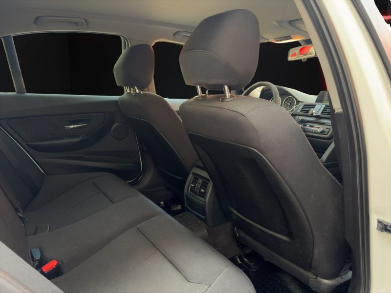 BMW SERIE 3 318d Lounge 143 cv / BVA