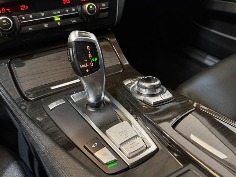 BMW Série 5 F10 520d 184ch Exclusive BVA8 | Toit ouvrant | ATH