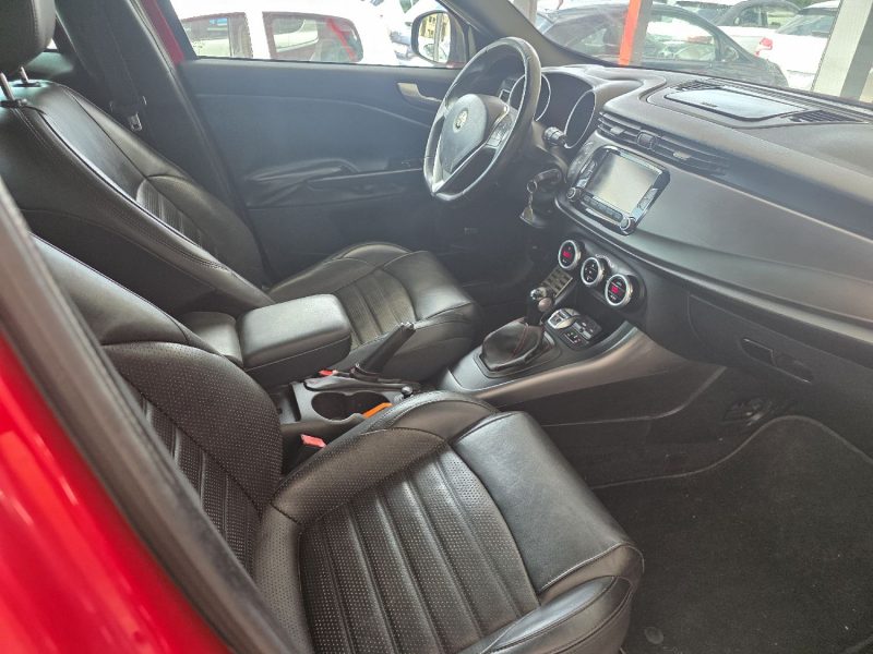 ALFA ROMEO GIULIETTA 2.0 JTDM 175CH QV LINE ANNEE 2016 145000KM