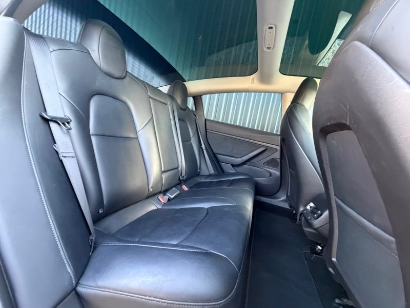 TESLA Model 3 Standard Range Plus 306 cv Boîte auto