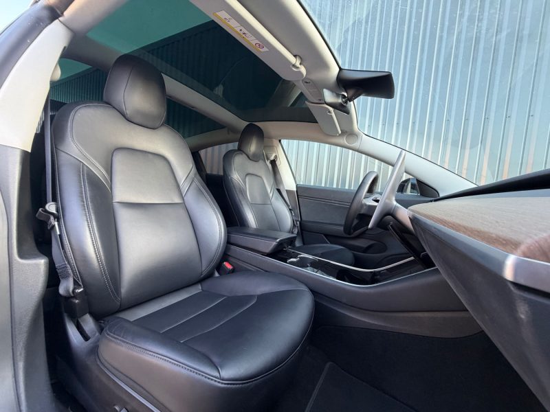TESLA Model 3 Standard Range Plus 306 cv Boîte auto