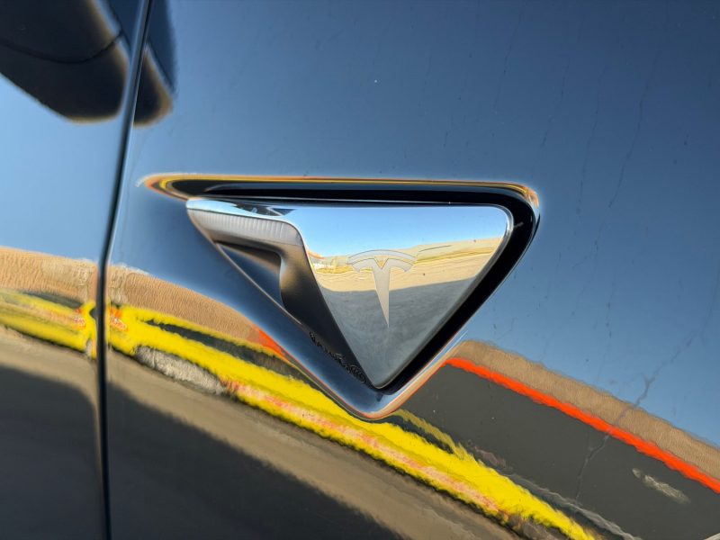 TESLA Model 3 Standard Range Plus 306 cv Boîte auto
