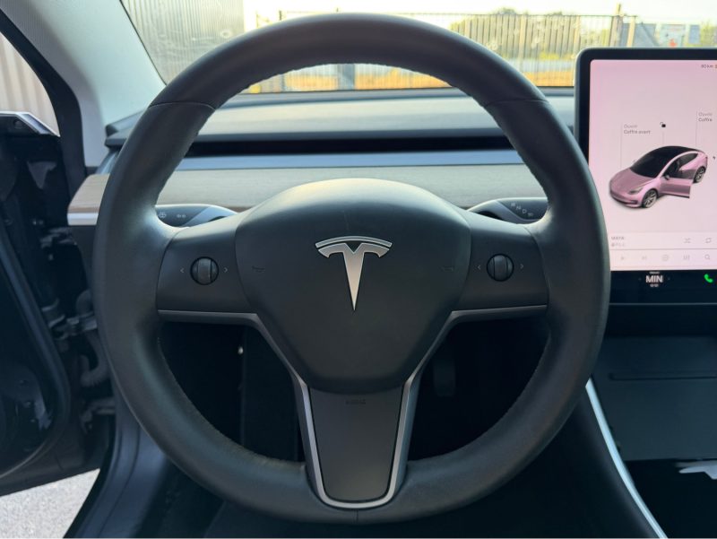TESLA Model 3 Standard Range Plus 306 cv Boîte auto