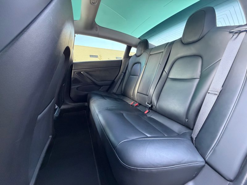 TESLA Model 3 Standard Range Plus 306 cv Boîte auto