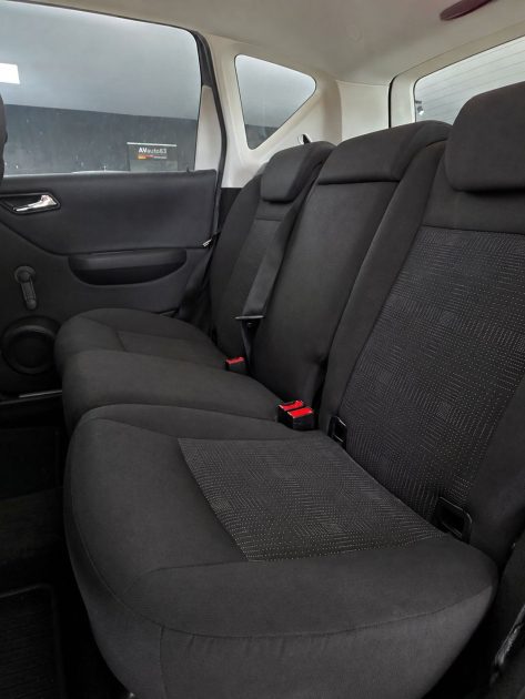 Mercedes-Benz Classe A 180 – 1.7 Essence 116 ch – 2011 – CT OK - Garantie 12 mois ou 15 000 km