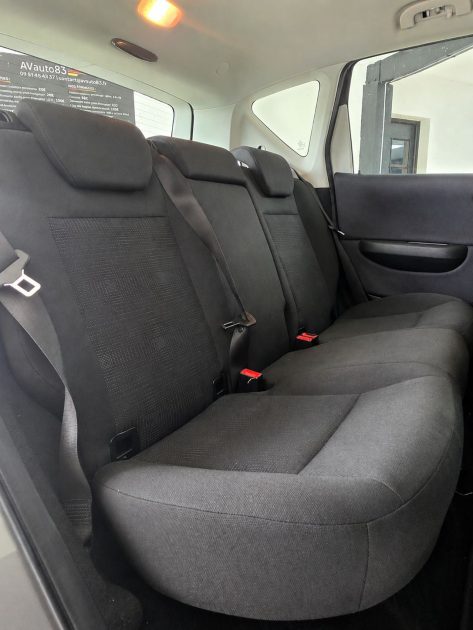 Mercedes-Benz Classe A 180 – 1.7 Essence 116 ch – 2011 – CT OK - Garantie 12 mois ou 15 000 km