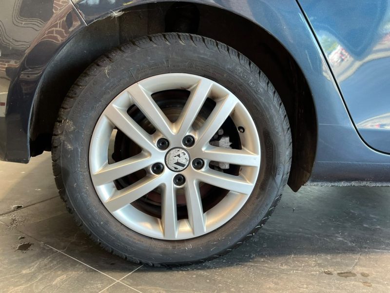 🚗 VOLKSWAGEN GOLF VI 1.6 TDI 105ch ⚙️ DSG7 📱 Bluetooth ❄️ Climatisation 🛡️ Garantie
