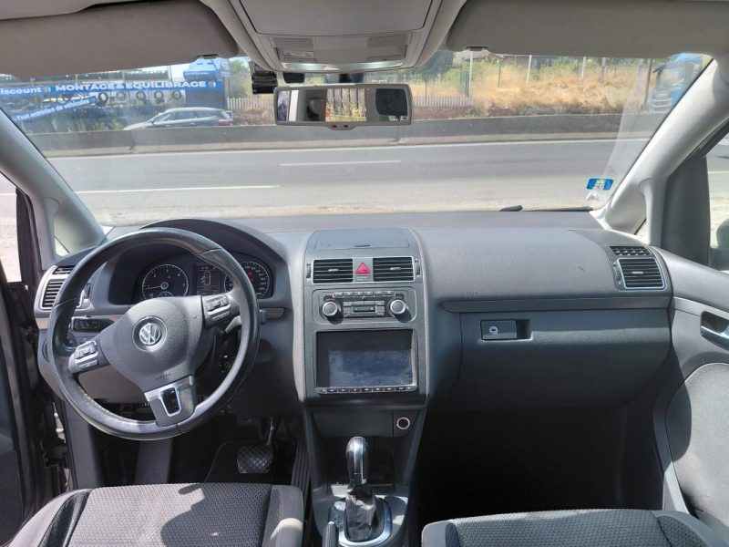 VOLKSWAGEN TOURAN 1.6 TDI 105 DSG7 2011