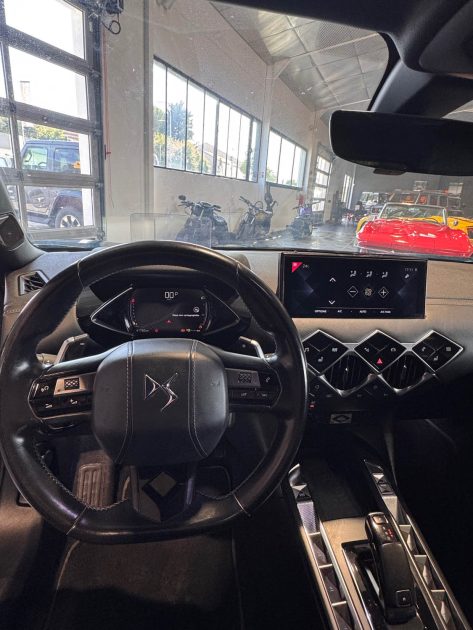 DS DS3 CROSSBACK 130 CV GRAND CHIC OPERA BOITE AUTOMATIQUE  DISTRIBUTION NEUVE LA PLUS HAUT DE GAMME