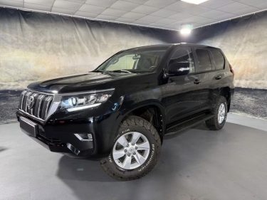 Toyota LAND CRUISER 2.8 D4-D COMFORT KIT OME · REMORQUAGE 3 T 2020