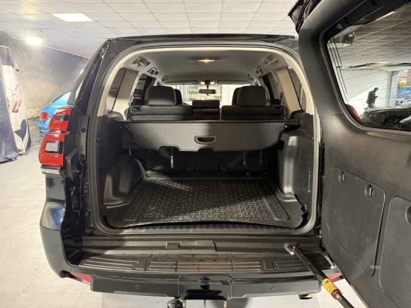 Toyota LAND CRUISER 2.8 D4-D COMFORT KIT OME · REMORQUAGE 3 T 2020