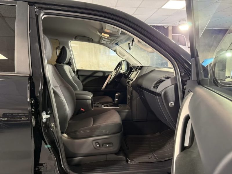 Toyota LAND CRUISER 2.8 D4-D COMFORT KIT OME · REMORQUAGE 3 T 2020