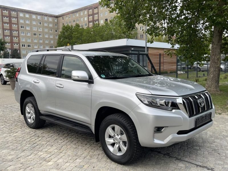 Toyota LAND CRUISER 150 LONG 2.8 D-4D 