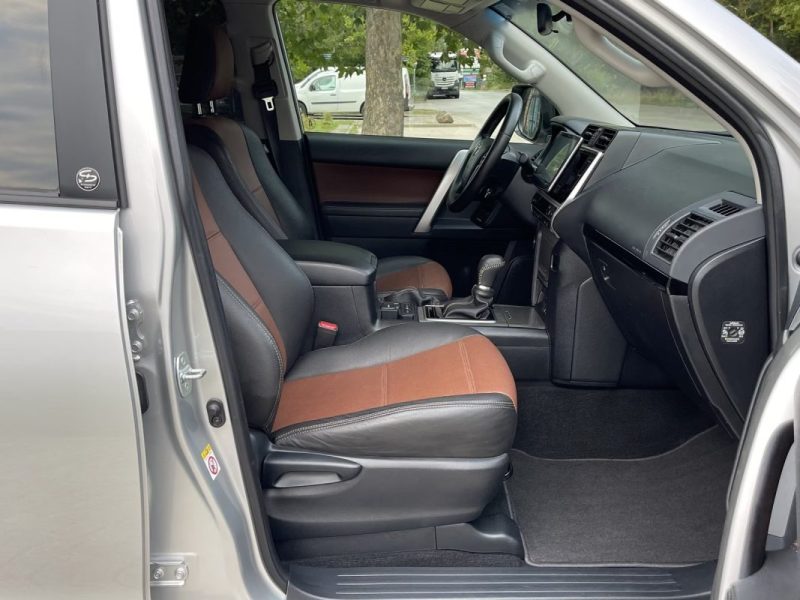 Toyota LAND CRUISER 150 LONG 2.8 D-4D 