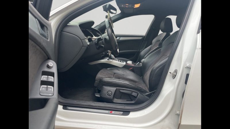 AUDI A4 2.0 TDI 177CH S-LINE BOITE AUTOMATIQUE