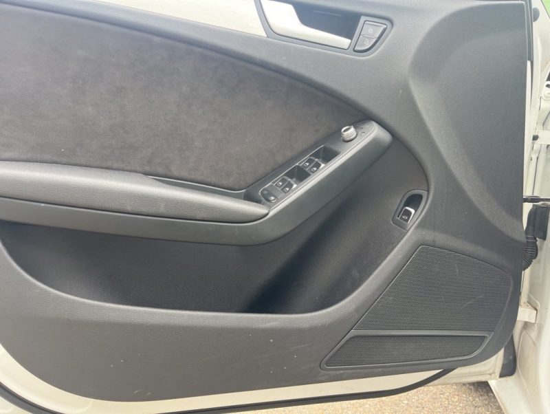 AUDI A4 2.0 TDI 177CH S-LINE BOITE AUTOMATIQUE