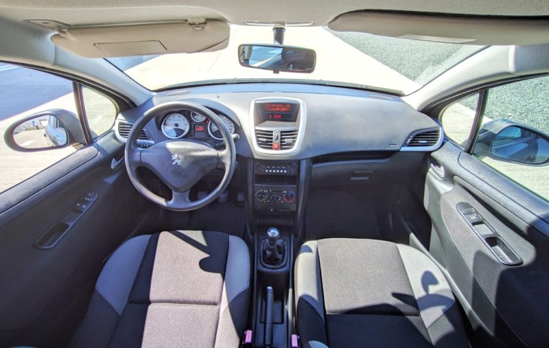 PEUGEOT 207 1.4 5PORTES 1ER MAIN GARANTIE 6MOIS