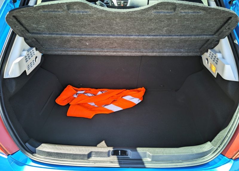 PEUGEOT 207+ 1.4 100CV SPORT 5PORTES 1ER MAIN GARANTIE 6MOIS