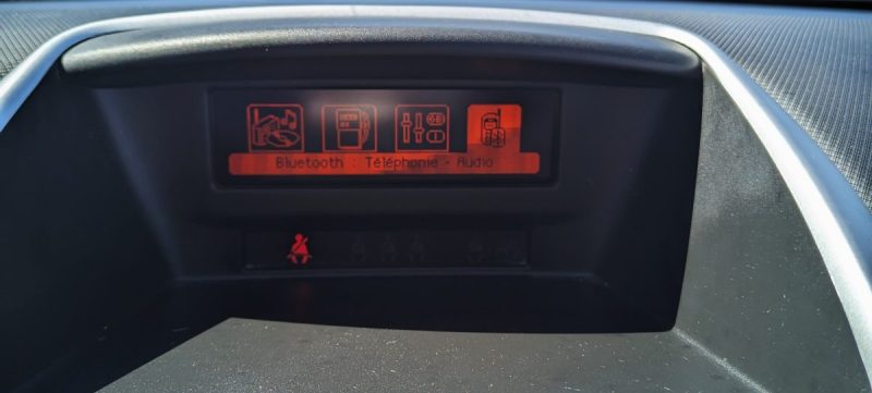PEUGEOT 207+ 1.4 100CV SPORT 5PORTES 1ER MAIN GARANTIE 6MOIS