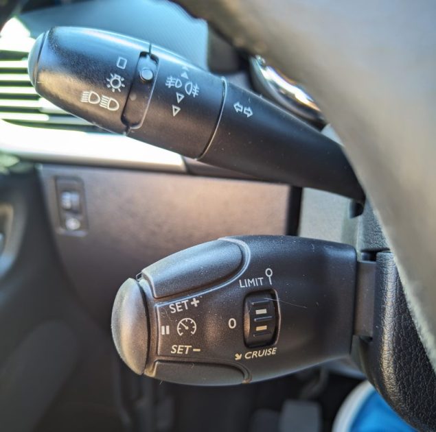 PEUGEOT 207+ 1.4 100CV SPORT 5PORTES 1ER MAIN GARANTIE 6MOIS