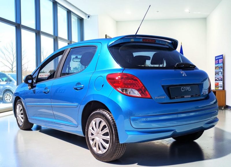 PEUGEOT 207+ 1.4 100CV SPORT 5PORTES 1ER MAIN GARANTIE 6MOIS