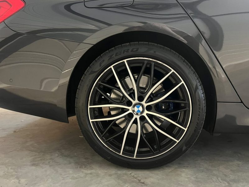 BMW - SERIE 5 - TOURING - 530D  3.0l - 265 cv - M SPORT - 82000 Km - Full Options  - Xdrive 