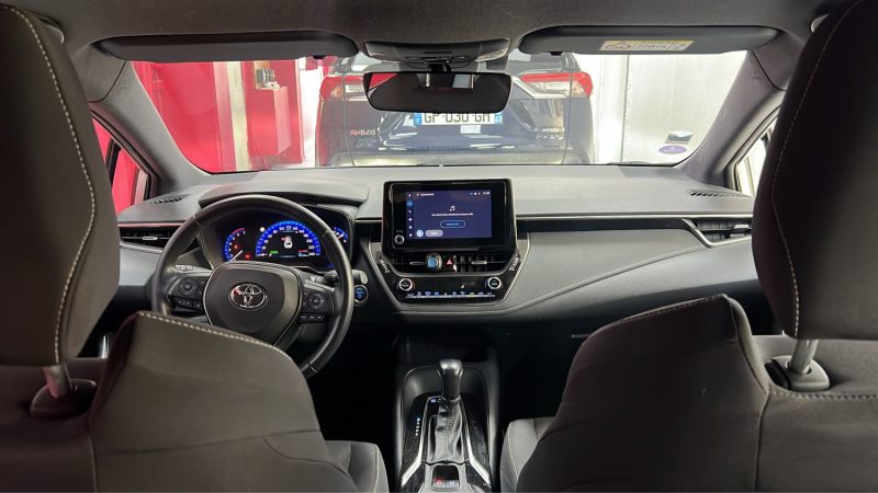 TOYOTA COROLLA TOURING SPORTS 122cv HYBRIDE 1.8 DYNAMIC BUSINESS /1 ERE MAIN/TVA RECUPERABLE
