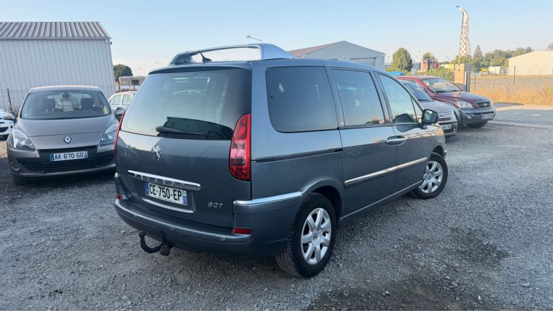 PEUGEOT 807 2.0 HDI 136 PREMIUM 2012