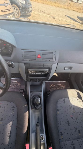 SKODA FABIA 1.4 68 CLASSIC 2003