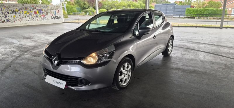 RENAULT CLIO 1.2 ESSENCE 75 CV AN 2013 PROPRE 112 KM