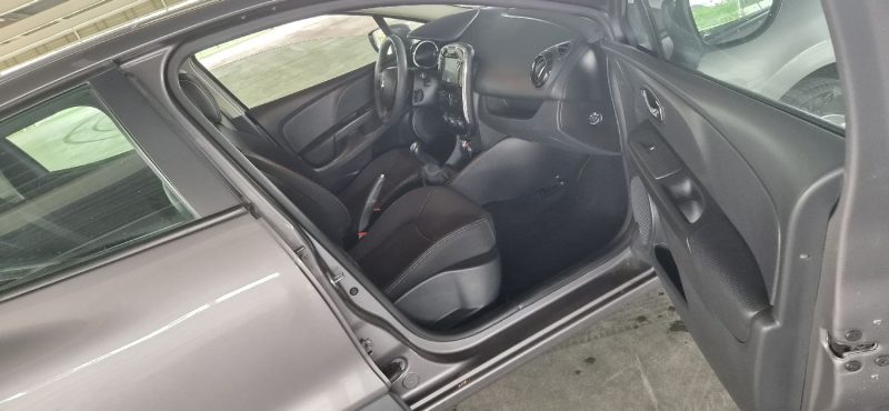 RENAULT CLIO 1.2 ESSENCE 75 CV AN 2013 PROPRE 112 KM